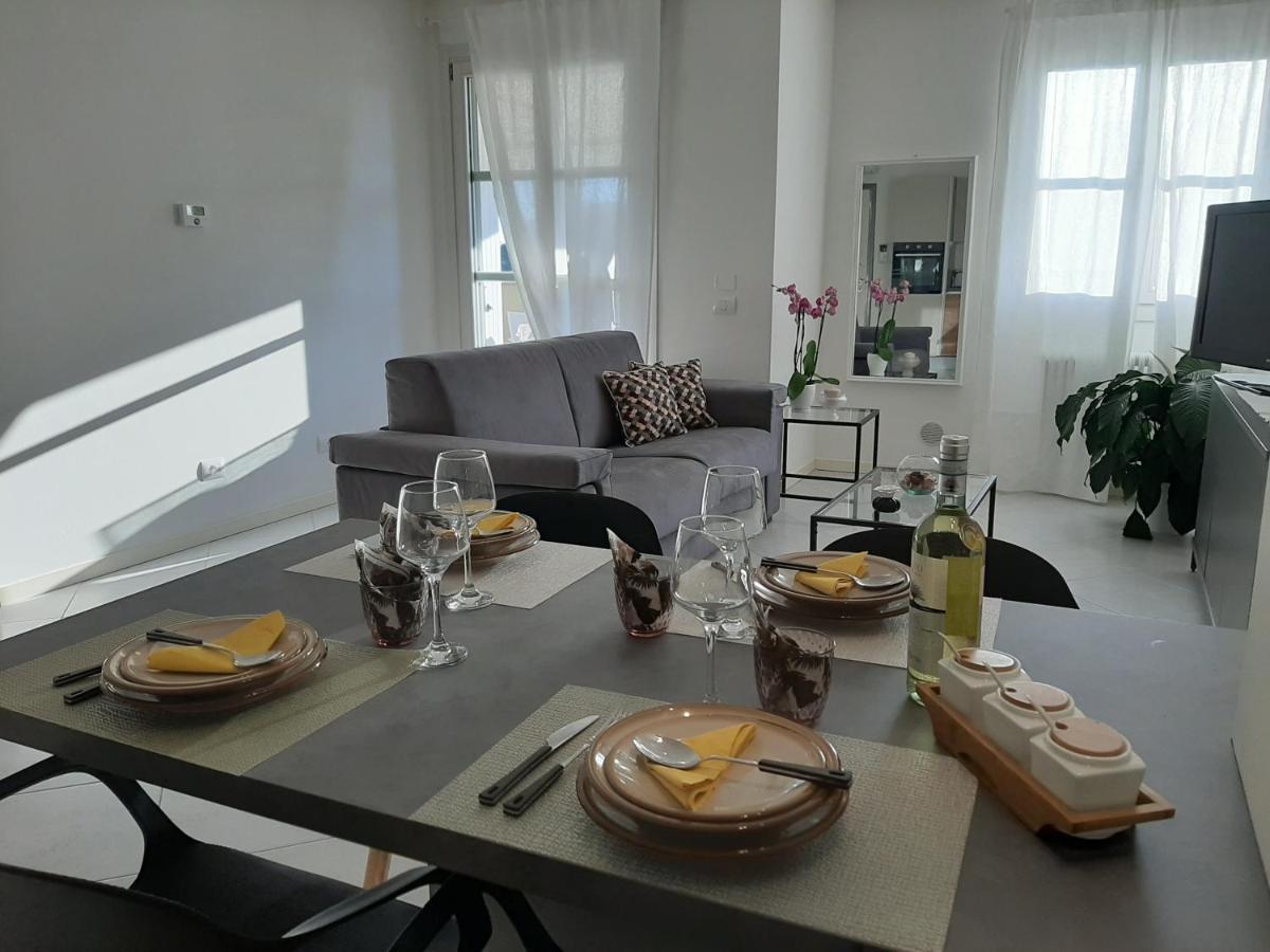 Appartamento 23 - Bilocale Vista Lago 托斯科拉诺-马德尔诺 外观 照片