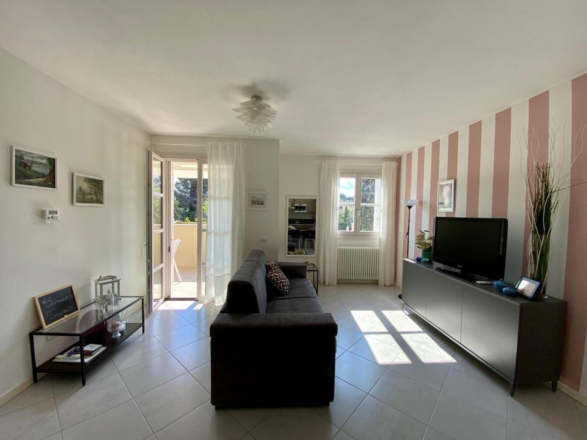 Appartamento 23 - Bilocale Vista Lago 托斯科拉诺-马德尔诺 外观 照片